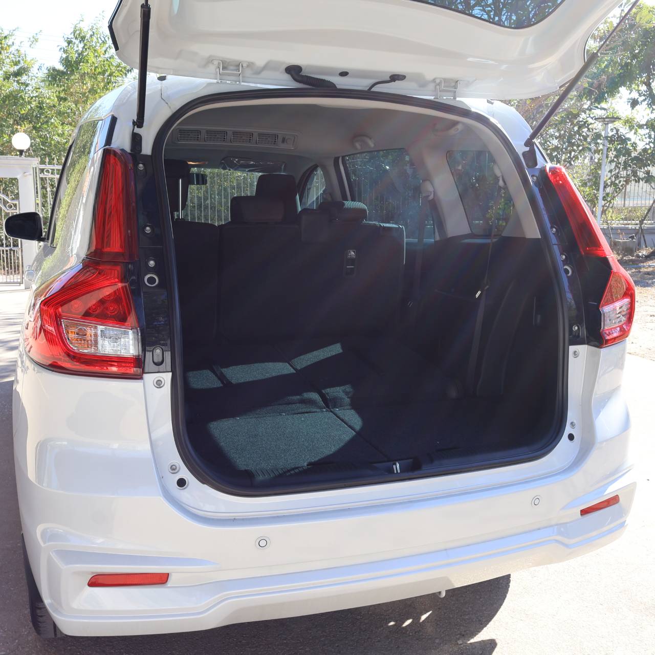 Suzuki Ertiga photo 7